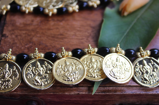 पुतळी हार काळा मणी - Putali Haar 18'