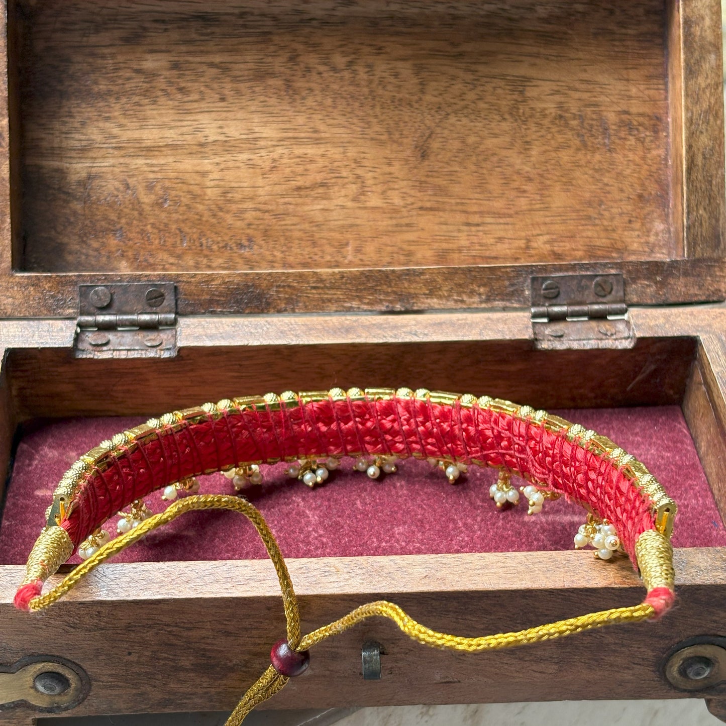 सुवर्ण चिंचपेटी - Suvarna Chichpetti