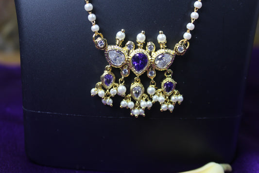 जांभळा - श्वेतरत्न तन्मणी - Jambhala-Shwetratna Tanmani (3 Stones)