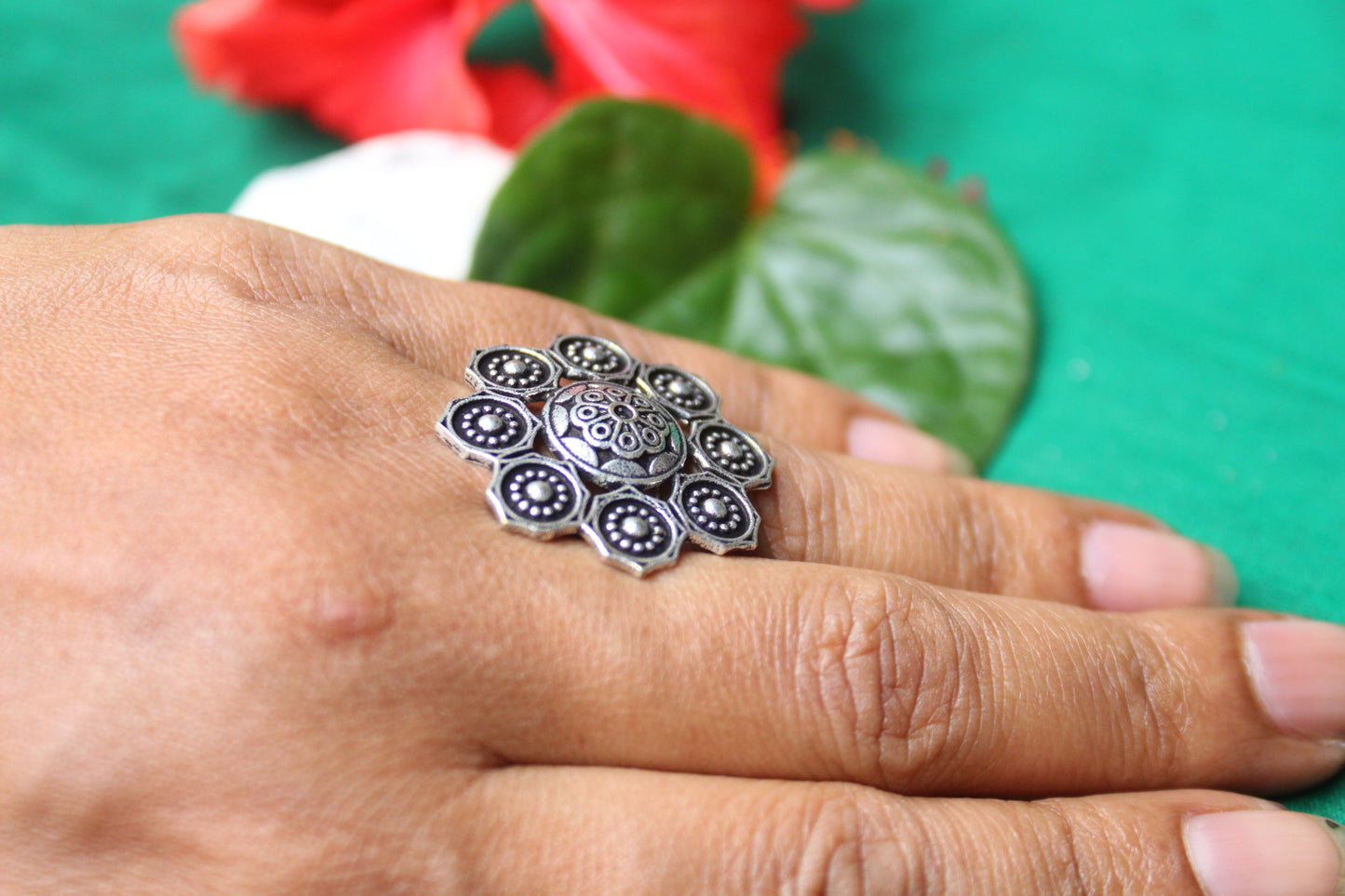 फुलाची अंगठी - Finger Ring (Flower)