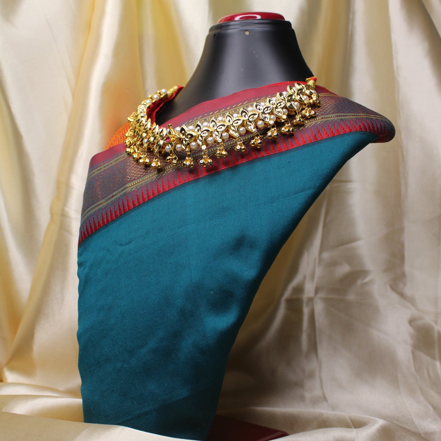 बेलपानटिक– Belpantik Moti