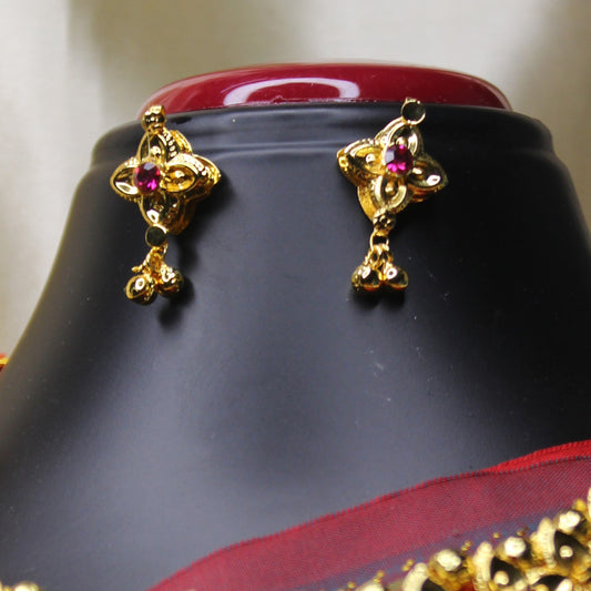 बेलपानटिक– Belpantik with earings