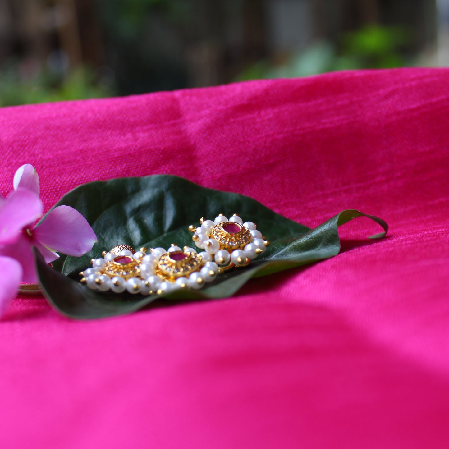 कारवारी नथ ( Moti Karwari Nath)