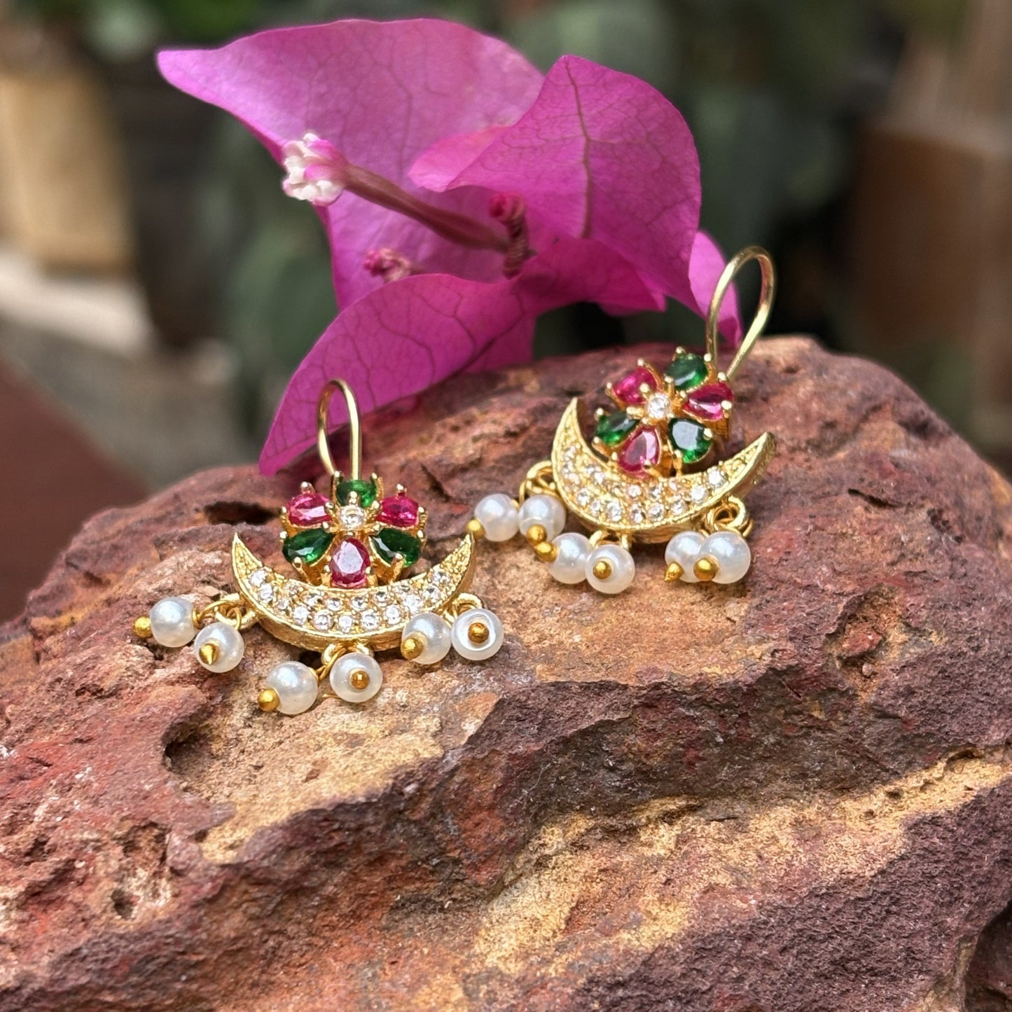 चापाची बुगडी - Chandrakor AD Kudi Bugadi