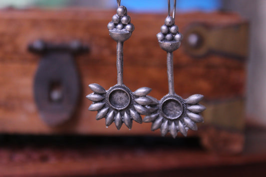 चापाची बुगडी - Flower Clip-on Bugadi