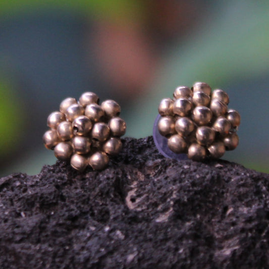 घस कुडी - Ghas Kudi