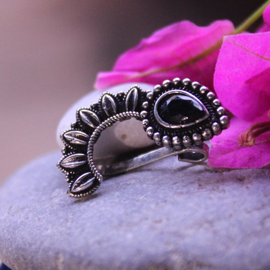 बाणू - Banu Style Nose Pin