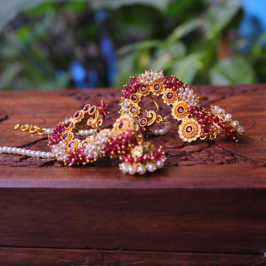 कर्णमंजिरी कान - KarnaManjiri Kaan (Handcrafted)