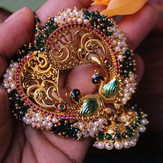 कर्णमयूर कान - KarnaMayur Kaan (Emerald )(Handcrafted)