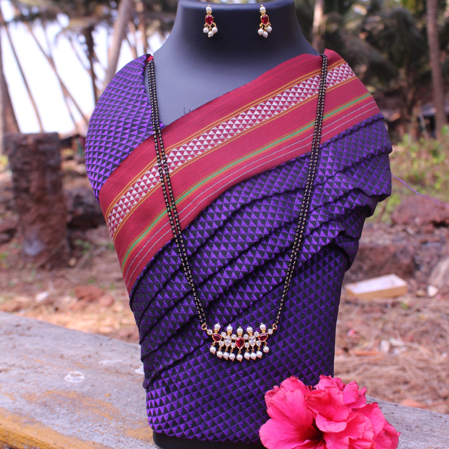 तन्मणी मंगळसूत्र - Tanmani Mangalsutra (Ruby Pink and White)