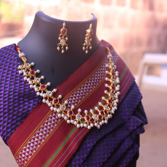 माणिकरत्न व श्वेतरत्न बदामपेटी – Manikratna -Shwetratna Badampetti