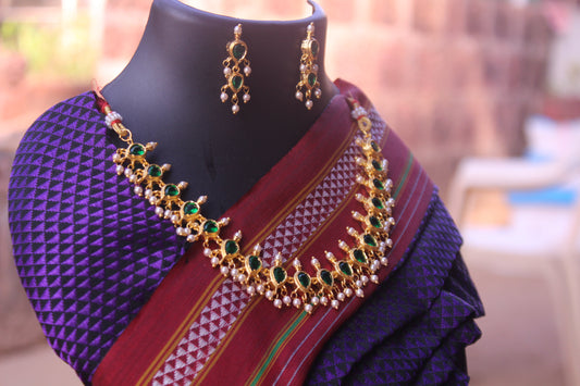 पाचूरत्न बदामपेटी – Pahuratna Badampetti