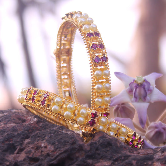 पुणेरी मोती तोडे - Puneri Moti Tode