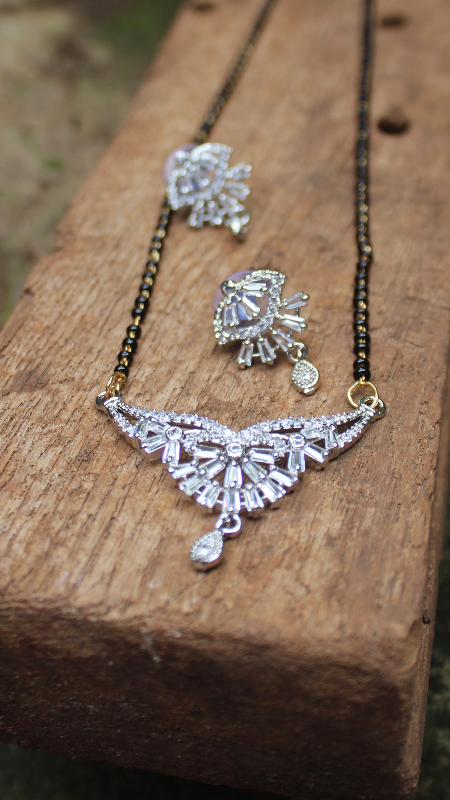 मंगळसूत्र - Shringar Antique Drop Mangalsutra