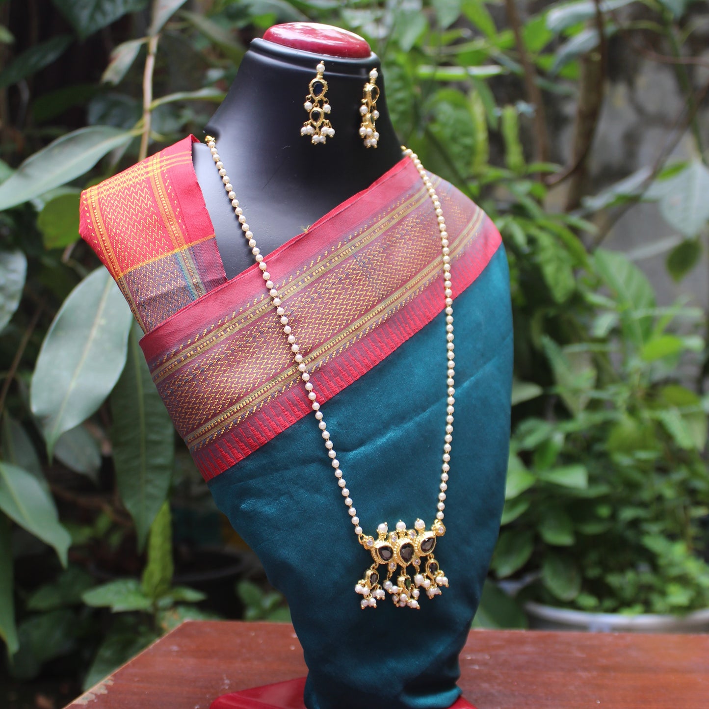 काळारत्न पुणेरी तन्मणी- Kalaratna Tanmani (3 Stones)