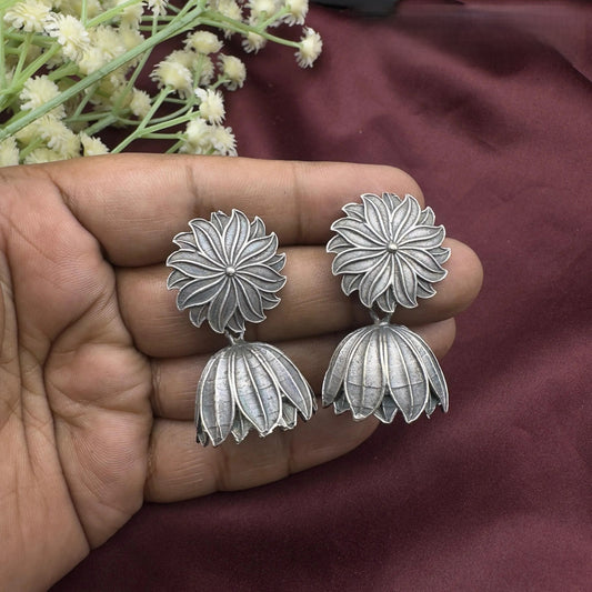 कमळ झुमके - Kamal Zumke