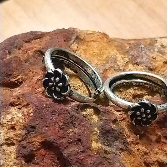 फूल - Phool Toe Ring