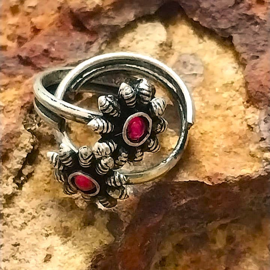 फूल - Phool Red Stone Toe Ring