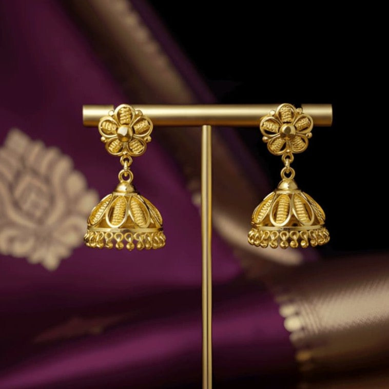 सुरभि सोनेरी झुमके- Surabhi Soneri  Zumke