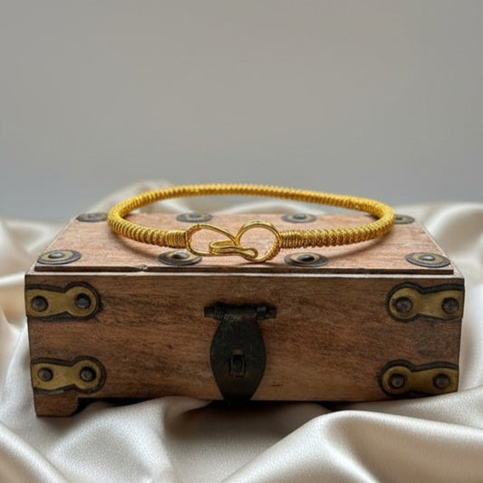 तार सरी -  Soneri Tar Sari