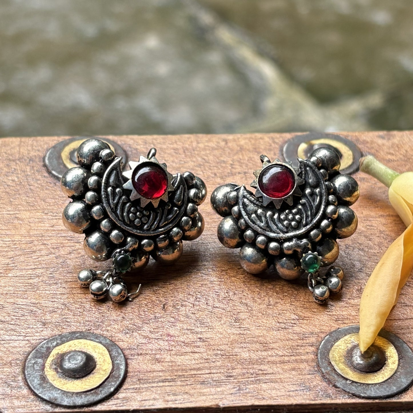 कुडी (चंद्रकोर)- Kudi (Chandrakor )