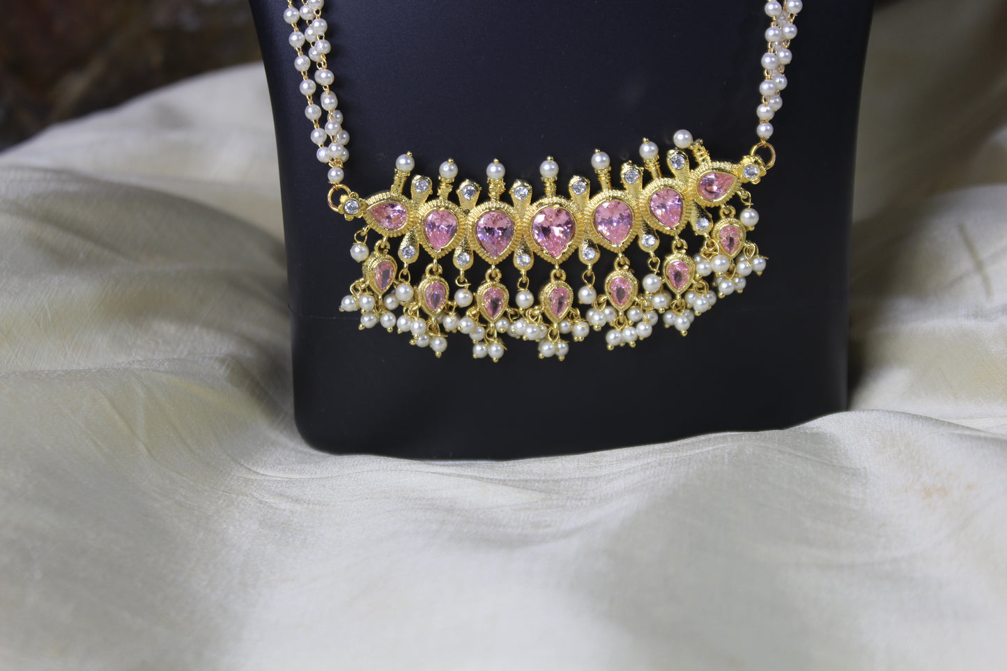 गुलाबी तन्मणी - Gulabi Tanmani (7 Stones)