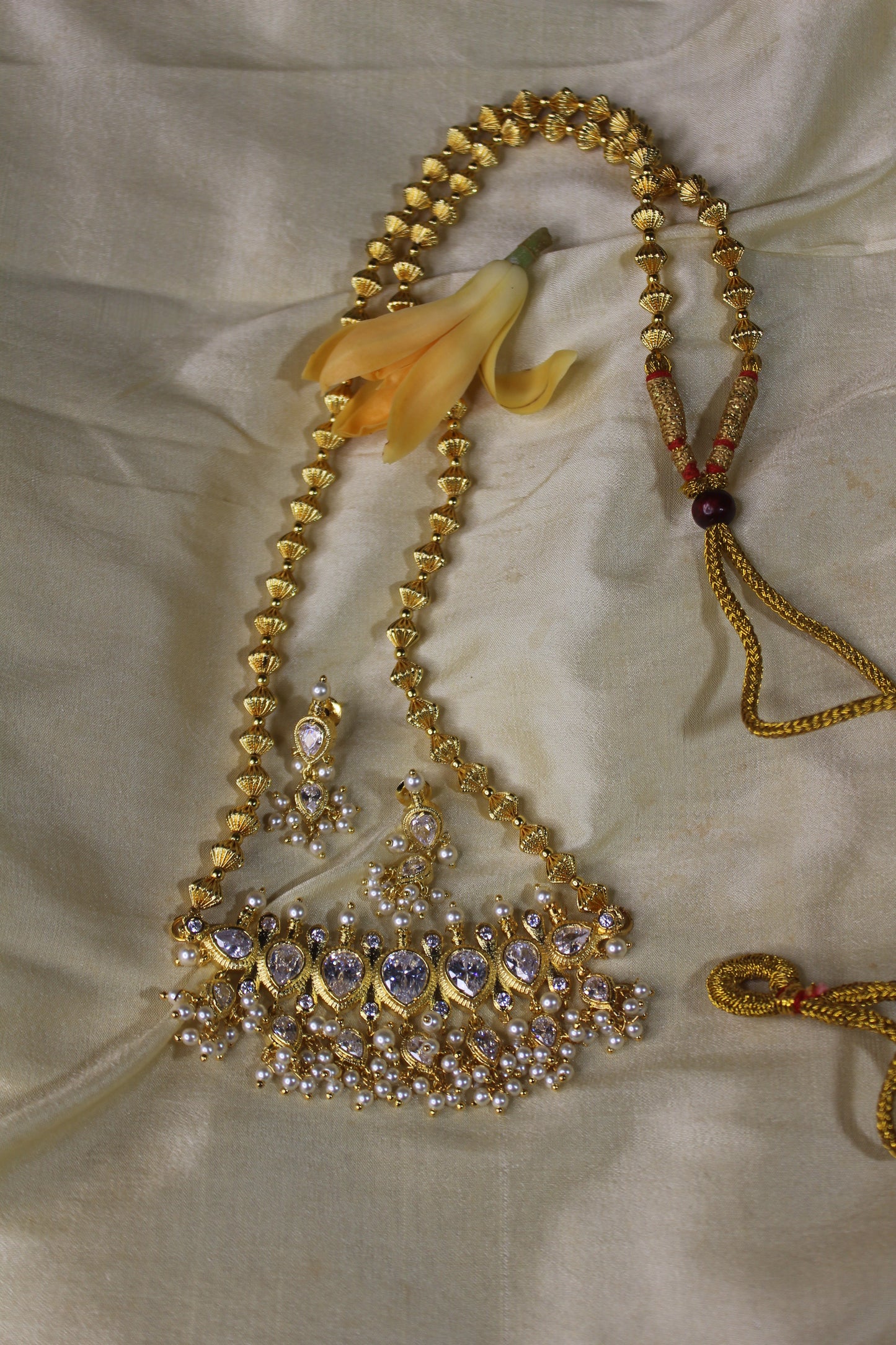 श्वेतरत्न तन्मणी - Shwetratna Tanmani (7 Stones)