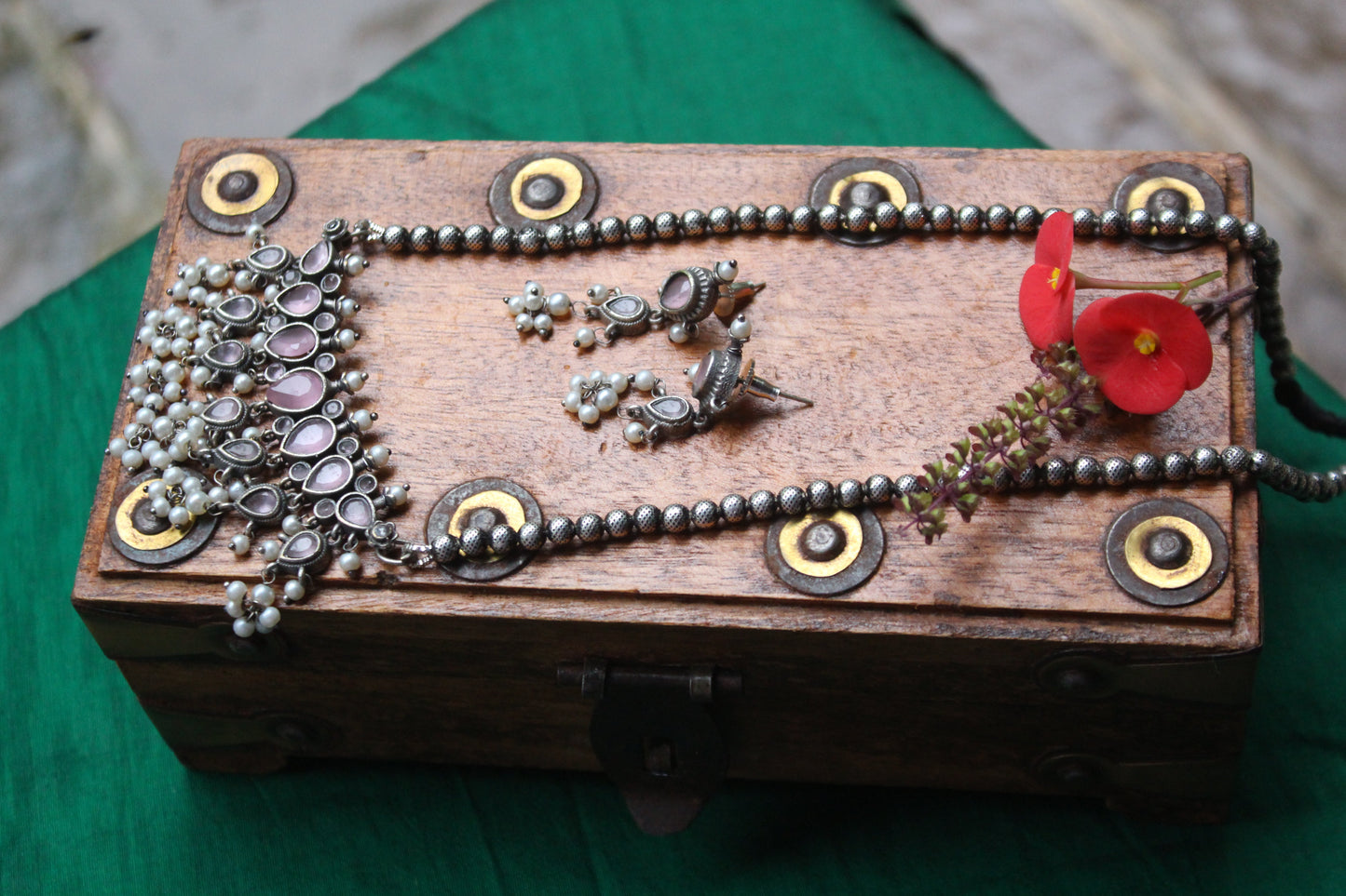 गुलाबी तन्मणी - Gulabi Tanmani (7 Stones)