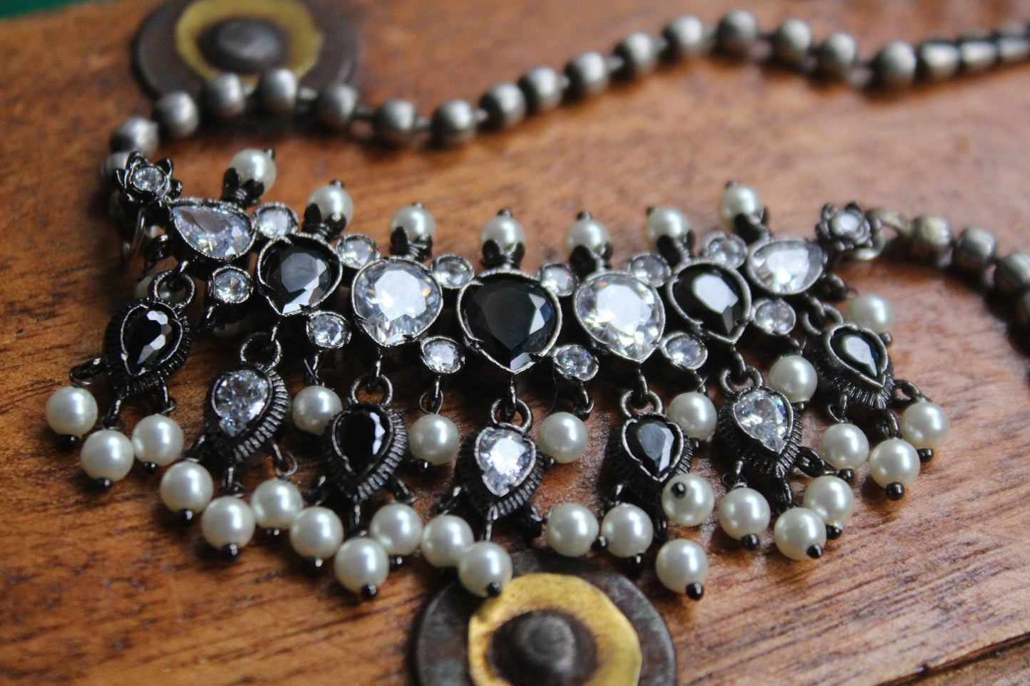 काळा -श्वेतरत्न तन्मणी - Kala-Shwetratna Tanmani (7 Stones)