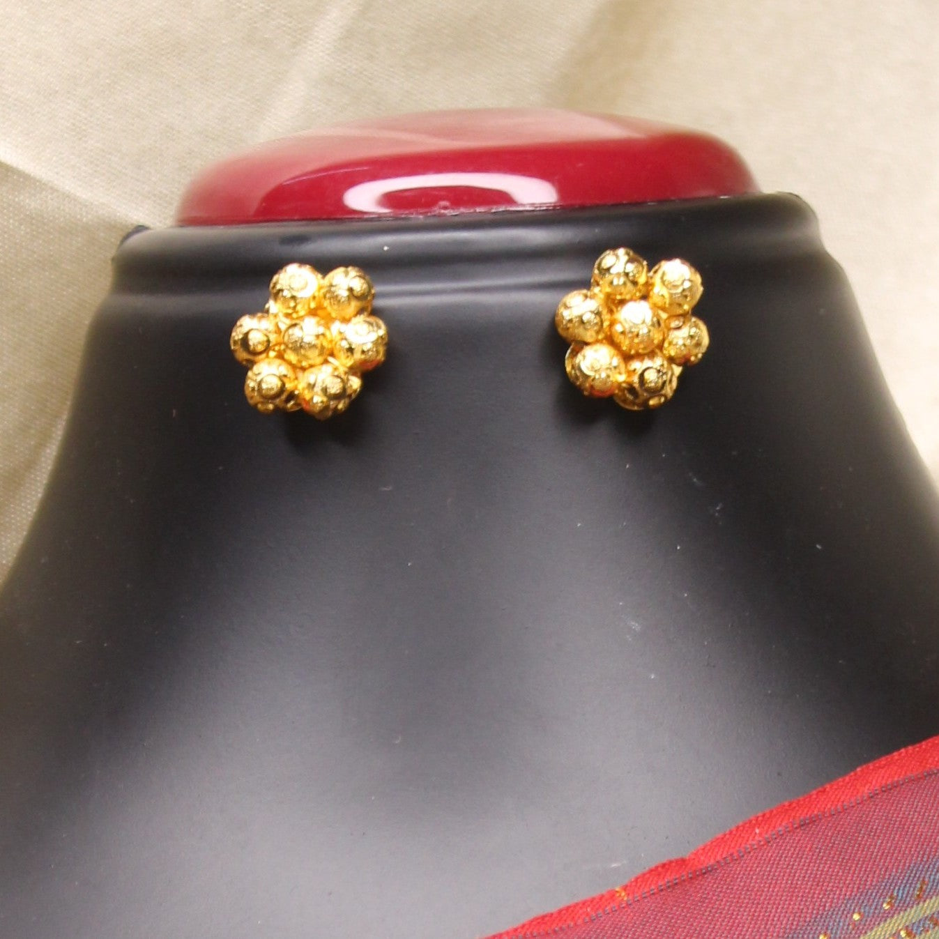 कोल्हापुरी साज -(Panadi Green Kolhapuri Saaj)