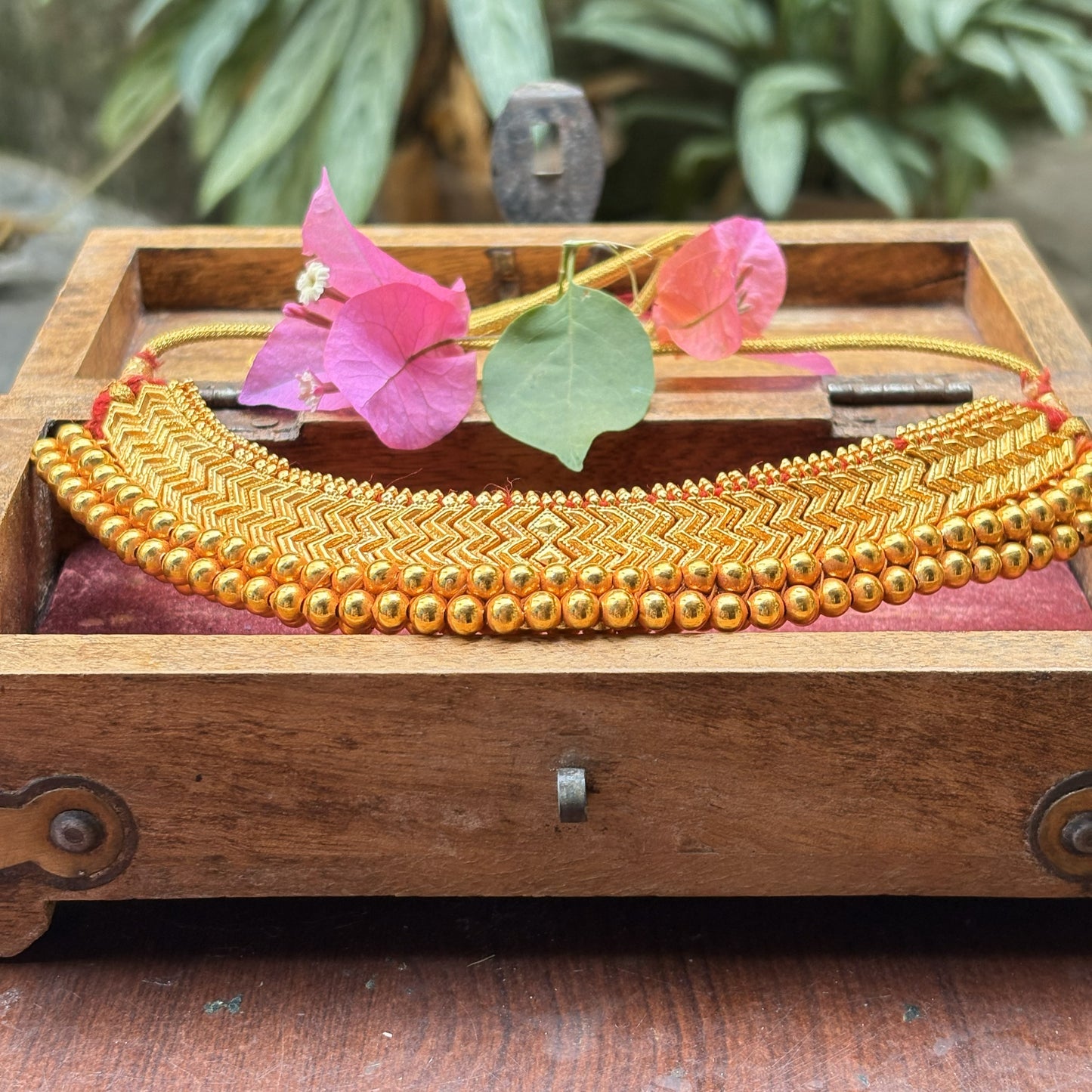 वज्रटीक - Vajrateek (Gheru Polish)