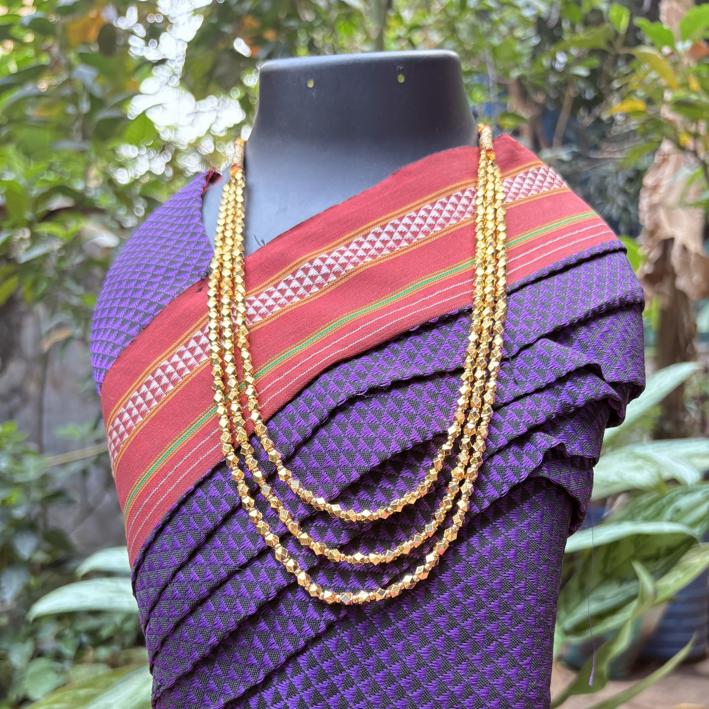 अष्टपैलू कंठी (तीन पदरी)- Ashtapailu Kanthi(Three Layered)