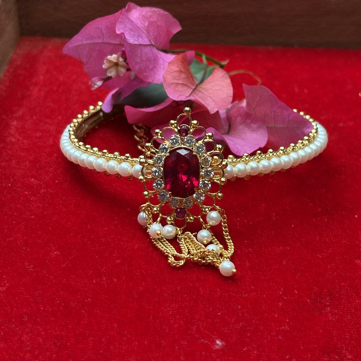 मोती एकदणी बाजूबंद - Moti Ekdani Bajubandh