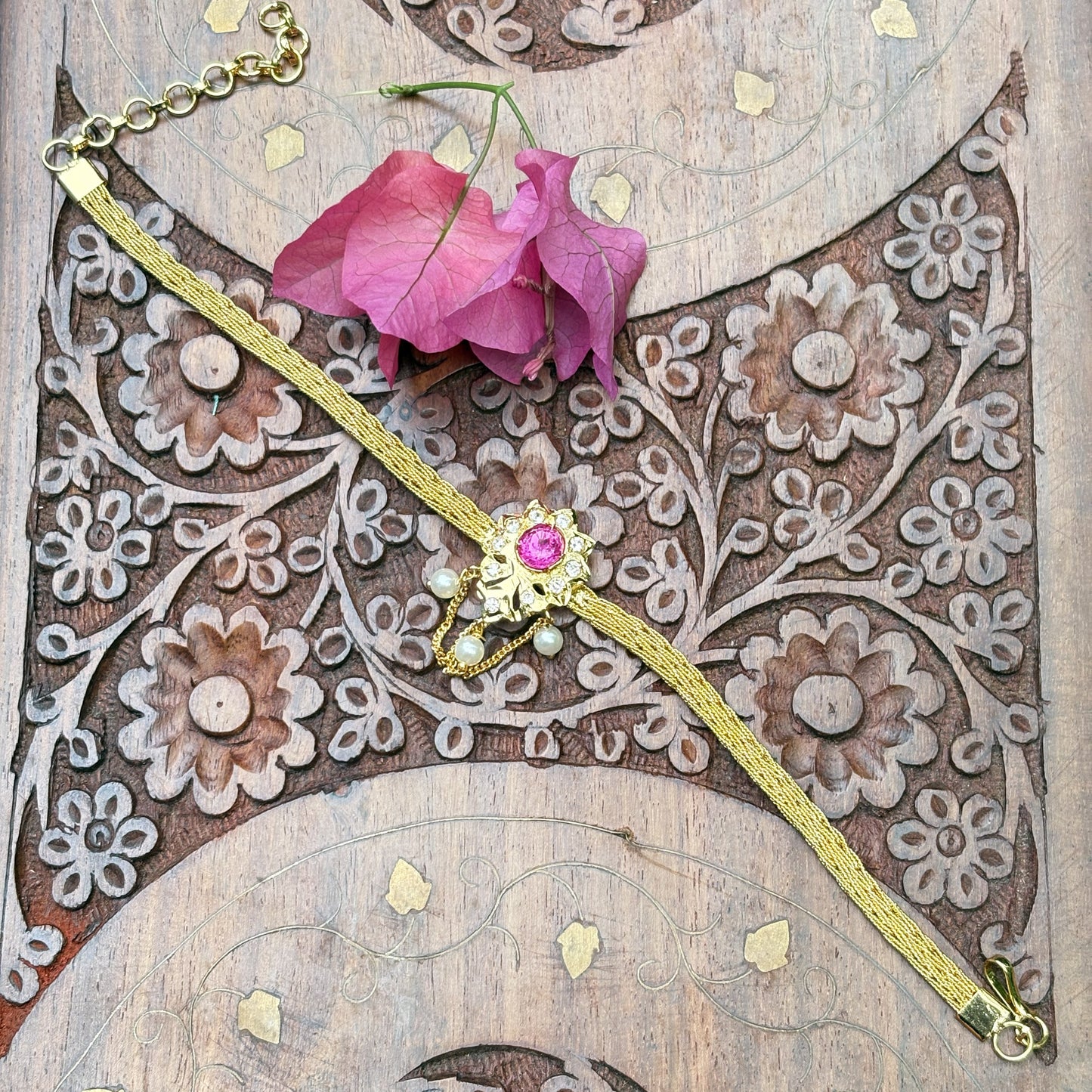 चटईवीण कुडी बाजूबंद - Chataiveen Kudi Bajubandh