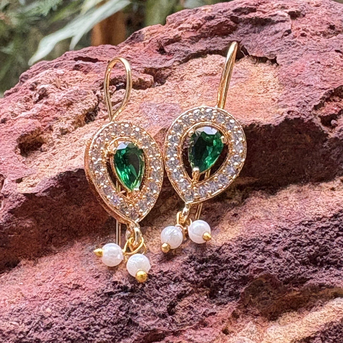 चापाची बुगडी - Badami Bugadi