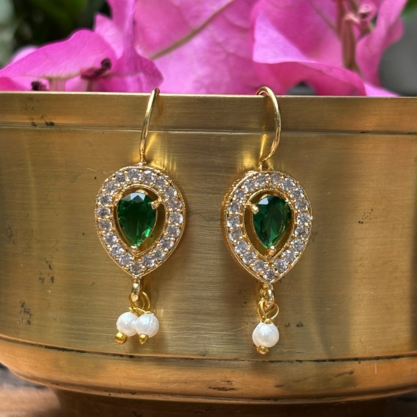 चापाची बुगडी - Badami Bugadi