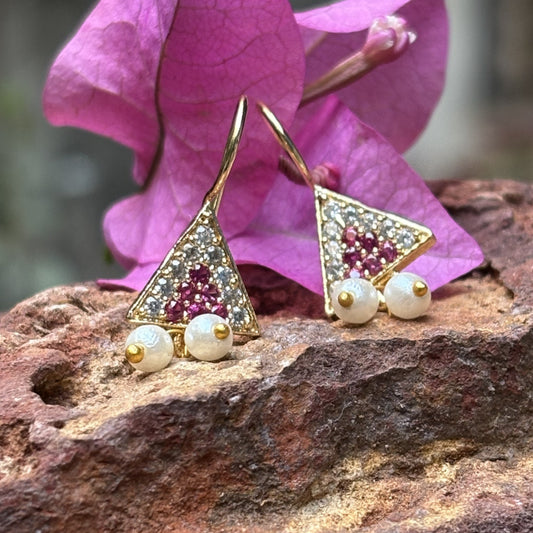 चापाची बुगडी - Trikon Bugadi