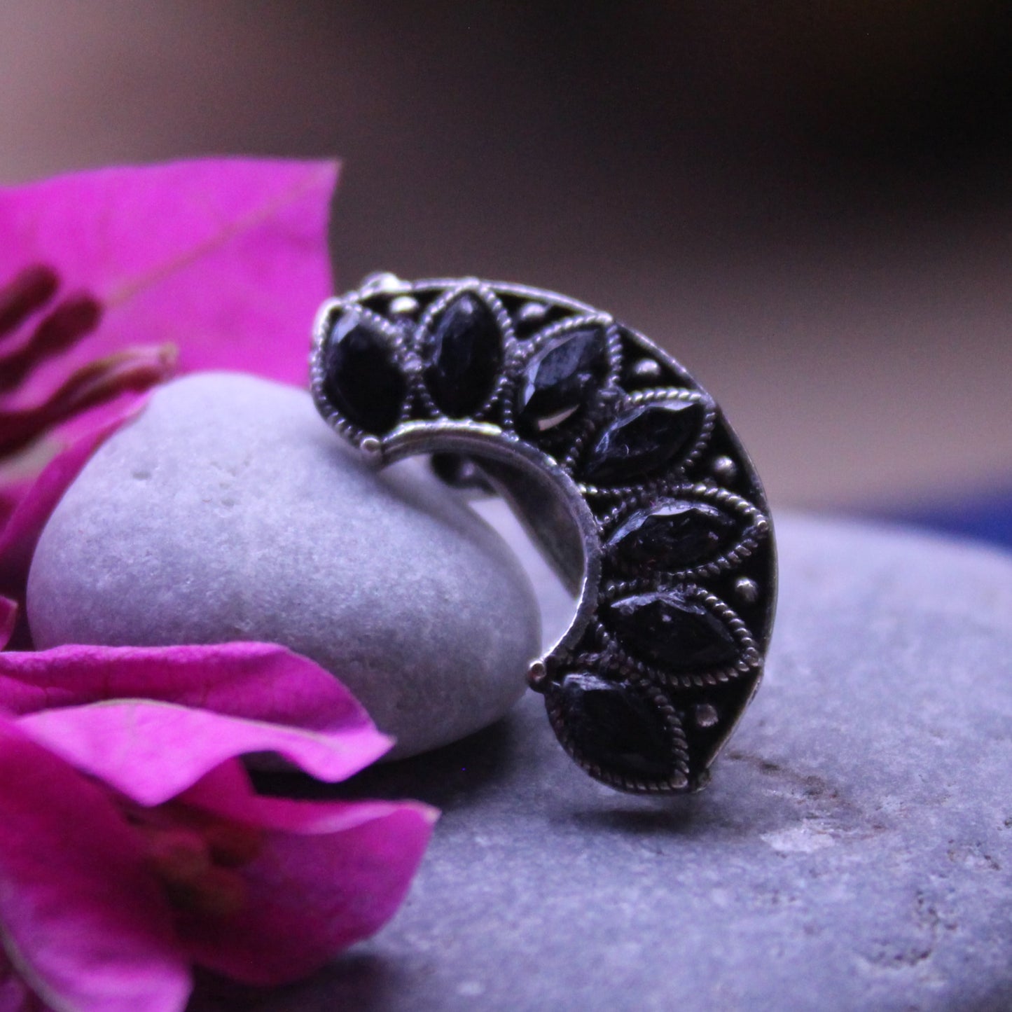 बाणू - Banu Style Nose Pin