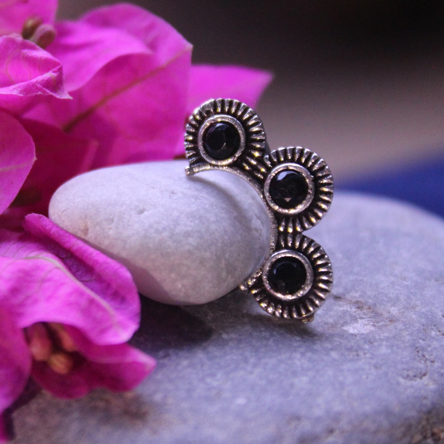 बाणू - Banu Style Nose Pin