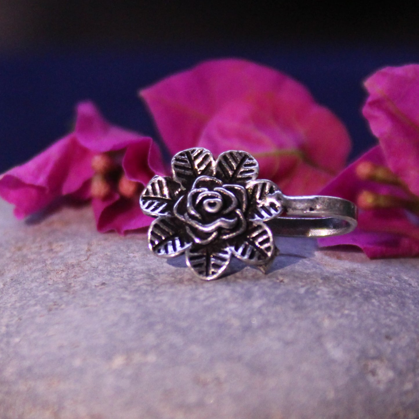 नाक पिन ( Nose Pins)