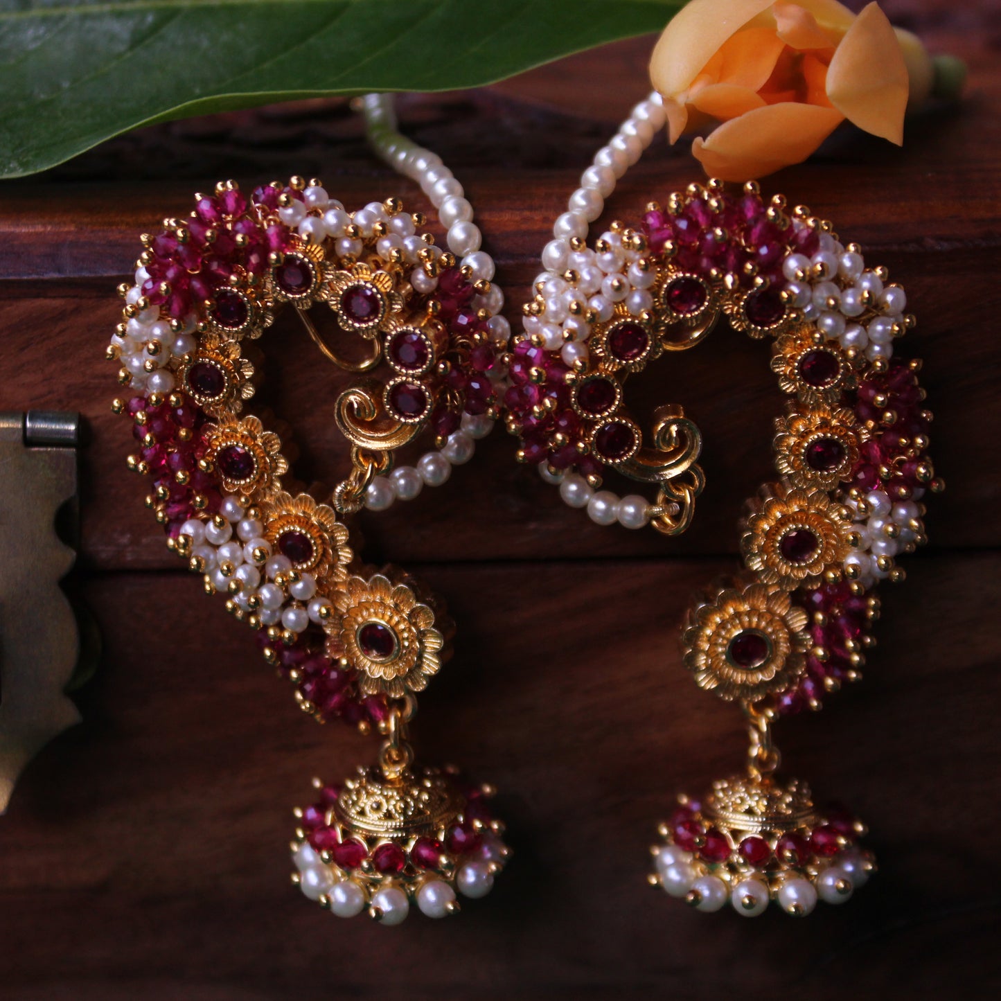 कर्णमंजिरी कान - KarnaManjiri Kaan (Handcrafted)