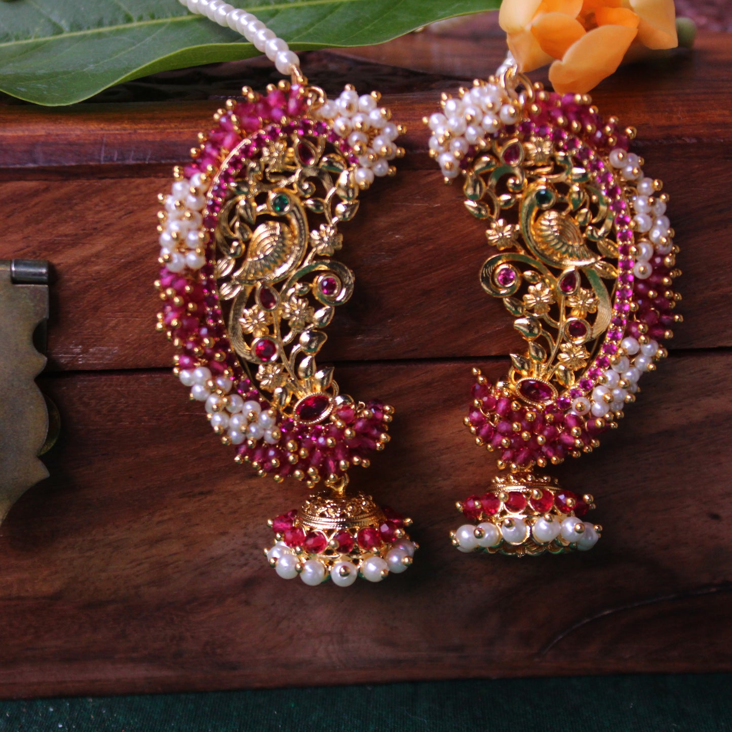 कर्णमयूर कान - KarnaMayur Kaan (Ruby)(Handcrafted)