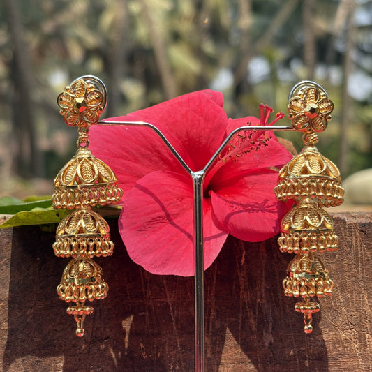 त्रिलय झुमका - Trilaya Zumke