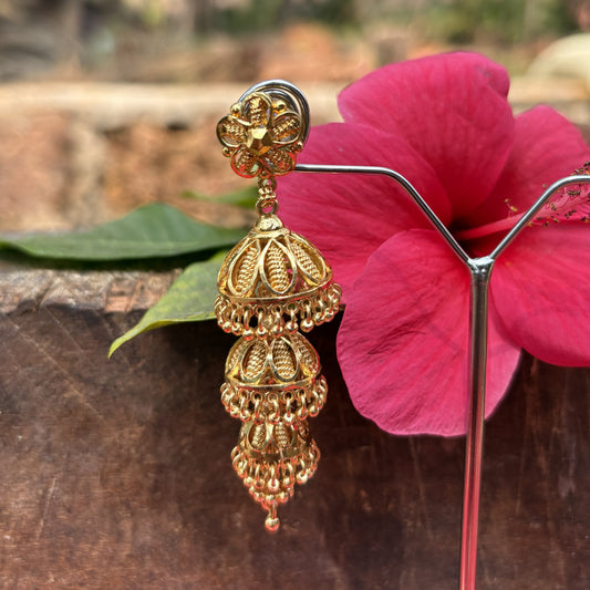 त्रिलय झुमका - Trilaya Zumke