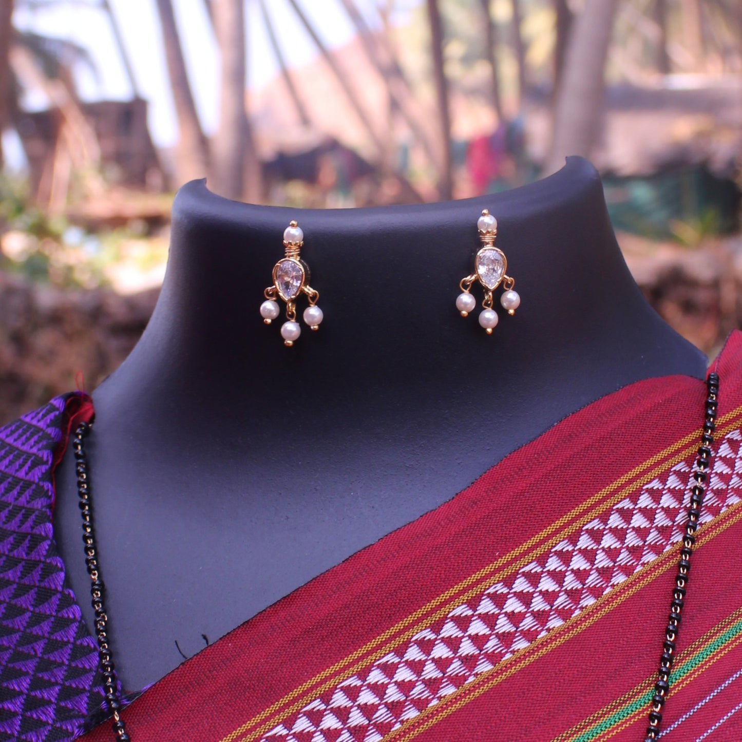 तन्मणी मंगळसूत्र  - Tanmani Mangalsutra (White)