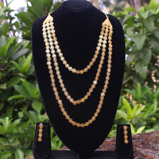 बकुळी हार (तीन पदरी)- Bakuli Haar (Triple Layered)
