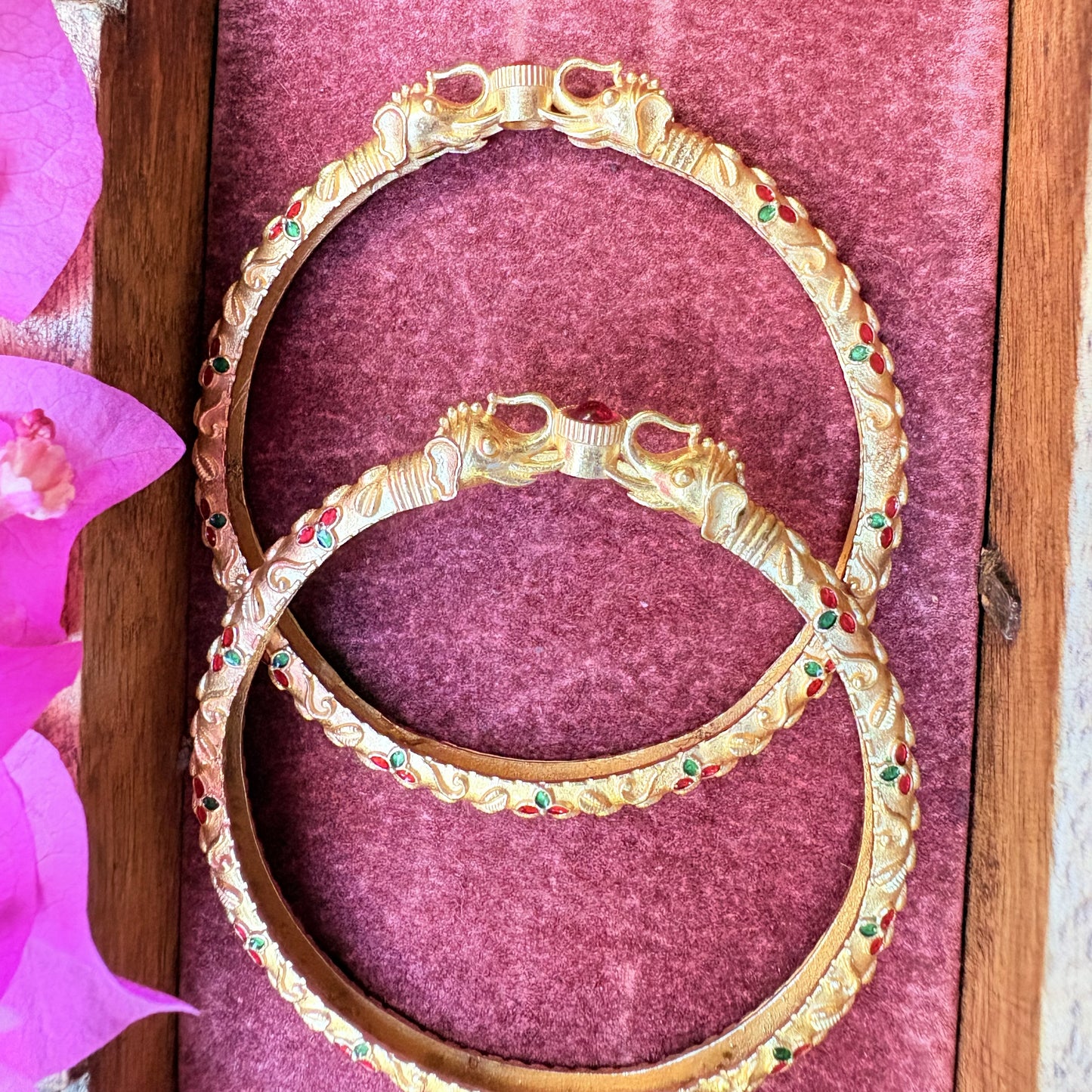 हस्तीमुख तोडे - Hastimukh Tode (Meenakari Work)