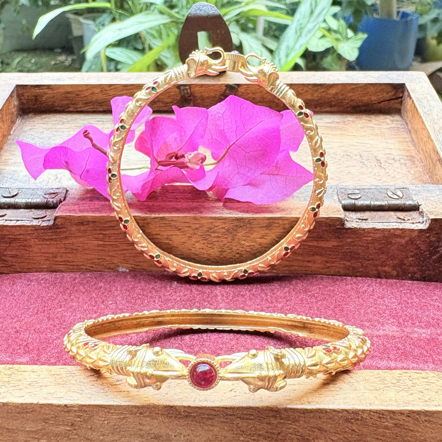 हस्तीमुख तोडे - Hastimukh Tode (Meenakari Work)