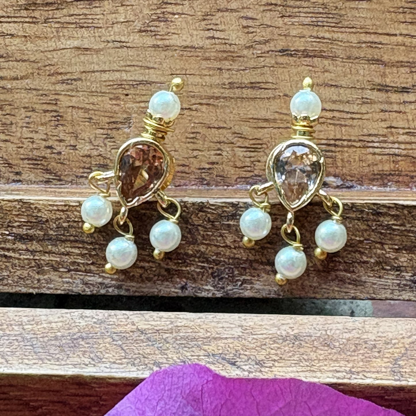 तन्मणी मंगळसूत्र  - Tanmani Mangalsutra (Peach)