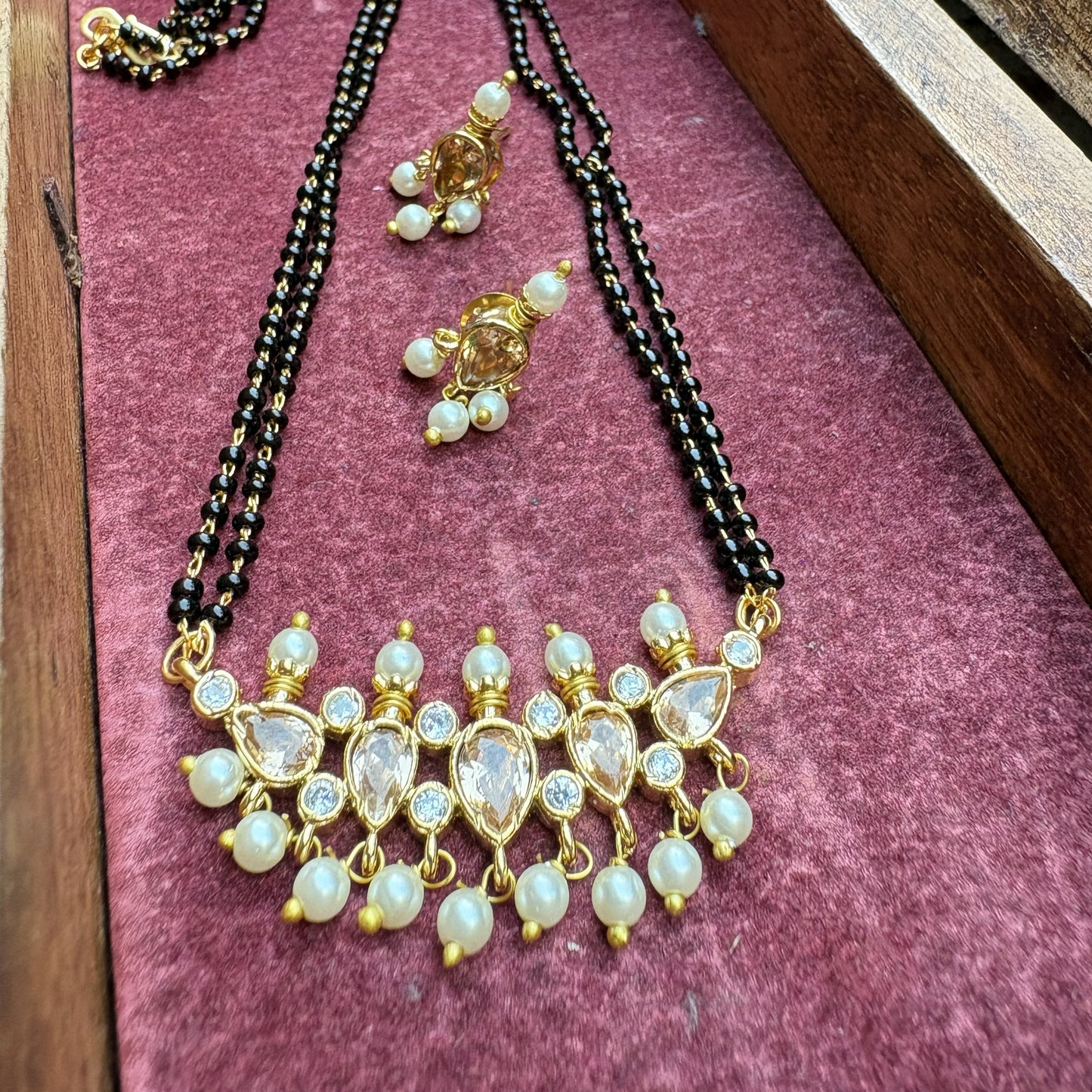 तन्मणी मंगळसूत्र  - Tanmani Mangalsutra (Peach)